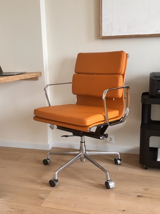 Premium Eames EA217 bureaustoel in tan leather, Tan leather